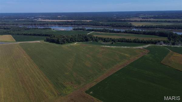 67 St Johns Island RD, Washington, MO 63090