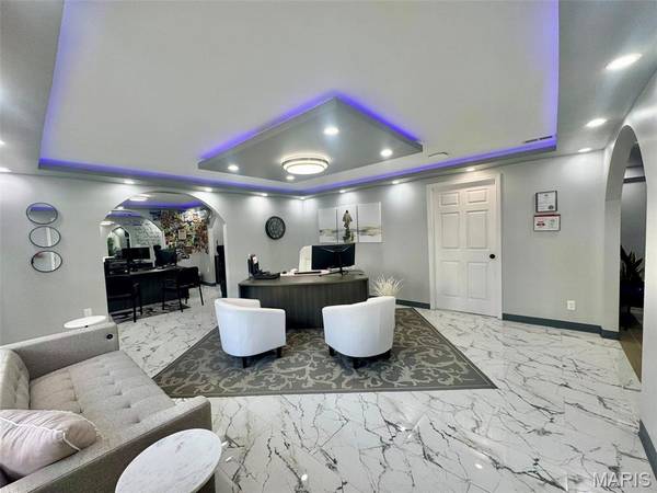 1329 Broadway, Hannibal, MO 63401