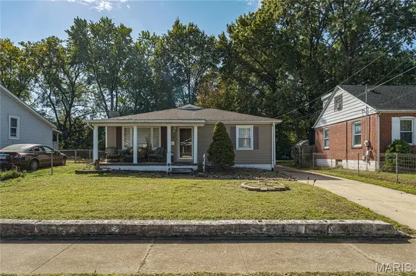 2814 Palmer AVE, Granite City, IL 62040