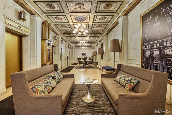314 N Broadway #604, St Louis, MO 63102