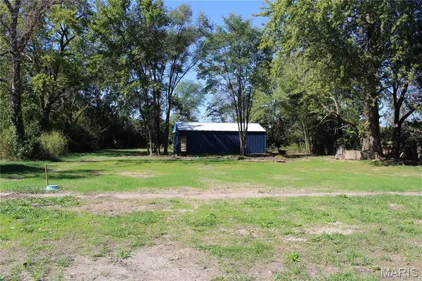 209 S Elm ST, Bellflower, MO 63333
