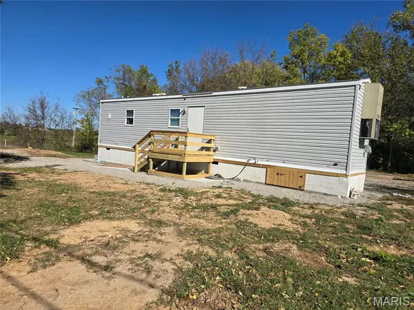 411 W Nelson, Conway, MO 65632