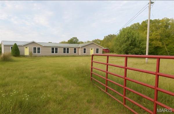 30865 Sterling RD, Laquey, MO 65534