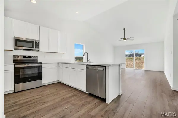 728 Courtshire XING, Truesdale, MO 63380
