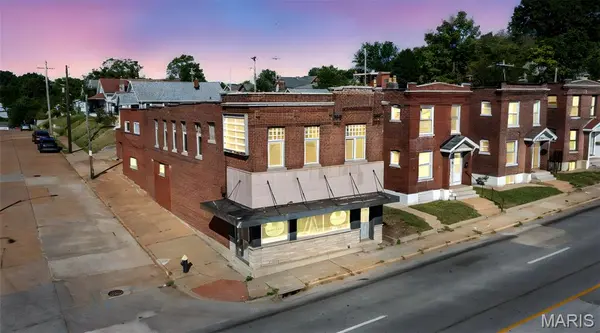 1325 Hampton AVE, St Louis, MO 63139