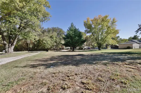 220 N Grant ST, Hillsboro, IL 62049