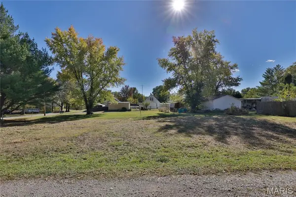 220 N Grant ST, Hillsboro, IL 62049