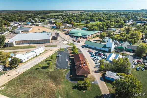 406 Villar, Fredericktown, MO 63645