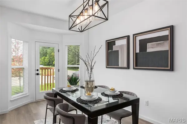 2 Berwick at Grove at Grant’s Trail Manors, St Louis, MO 63123