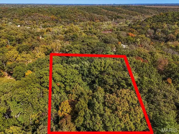 659 Castlecliff RD, Ballwin, MO 63021