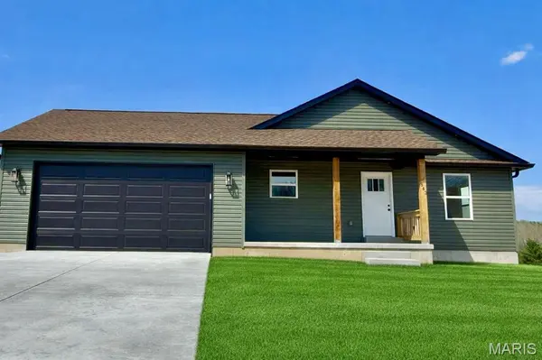 563 Calvey Heights CT, Robertsville, MO 63072
