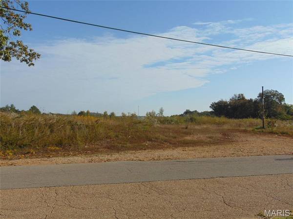 563 Bridge Street, Doniphan, MO 63935