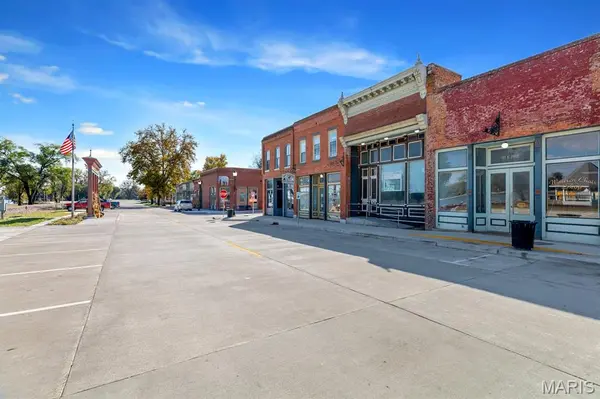 105 N 1st Street, Clarksville, MO 63336