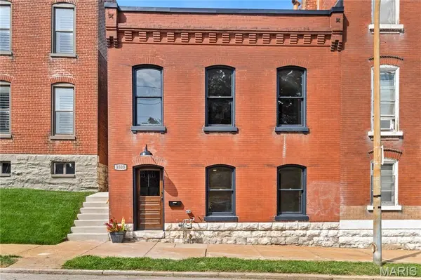 3503 Wisconsin AVE, St Louis, MO 63118