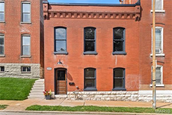3503 Wisconsin AVE, St Louis, MO 63118