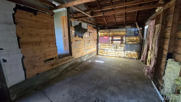 329 Watson RD, Sullivan, MO 63080