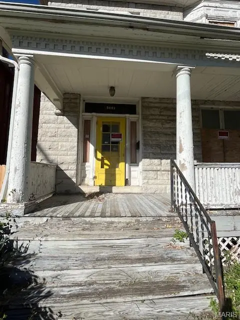 5461 Enright AVE, St Louis, MO 63112