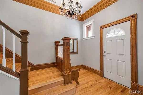 3822 Shaw BLVD, St Louis, MO 63110