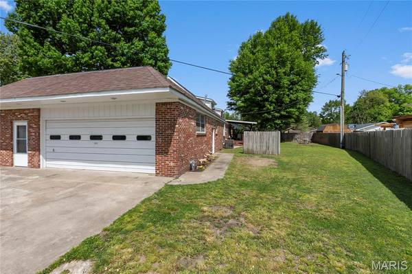 101 Saint Matthew, New Madrid, MO 63869