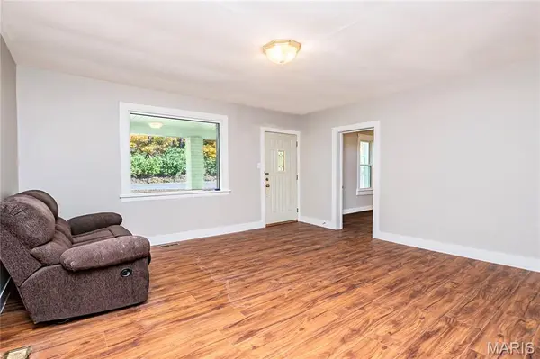 7000 Twin River RD, Eureka, MO 63025