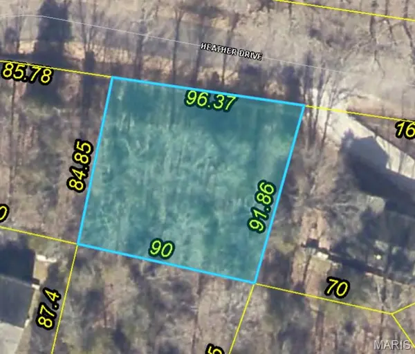 2100 Heather DR, Lake Sherwood, MO 63357