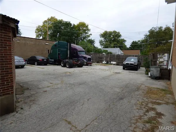 3219-3225 Morgan Ford RD, St Louis, MO 63116
