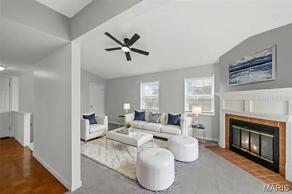 1421 Oriole Place, St Louis, MO 63144