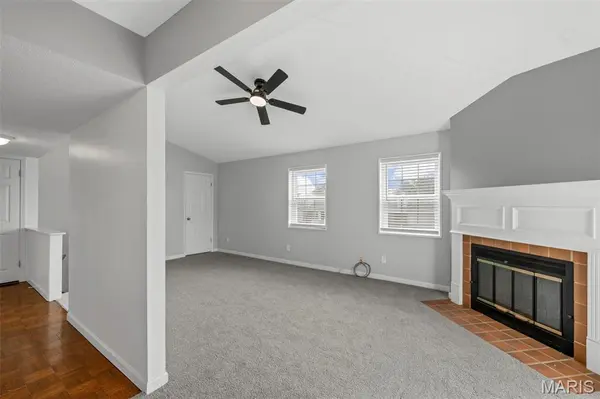 1421 Oriole Place, St Louis, MO 63144
