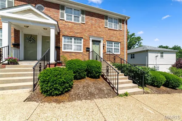 1509 Swallow DR, St Louis, MO 63144