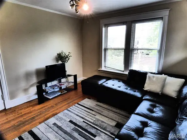 4510 Wichita AVE #2E, St Louis, MO 63110