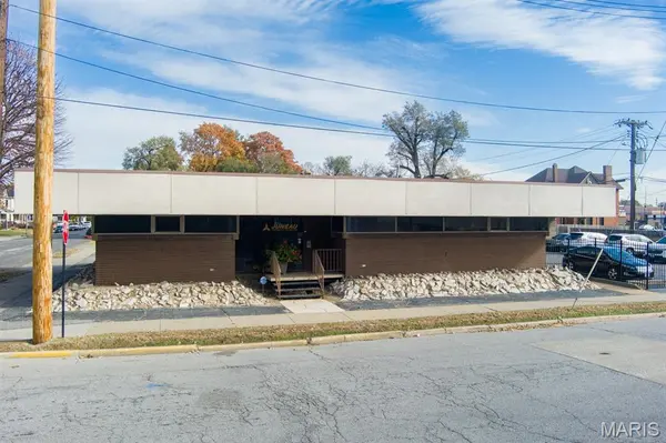 2100 State ST, Granite City, IL 62040