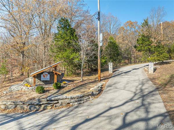 19005 Old Wild Turkey LN, Wildwood, MO 63069