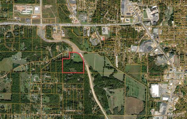 2462 Roxie RD, Poplar Bluff, MO 63901