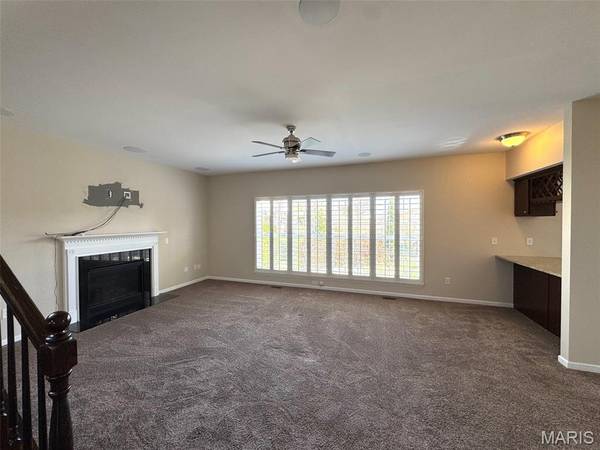 84 S Ridgewynd CT, Lake St Louis, MO 63367