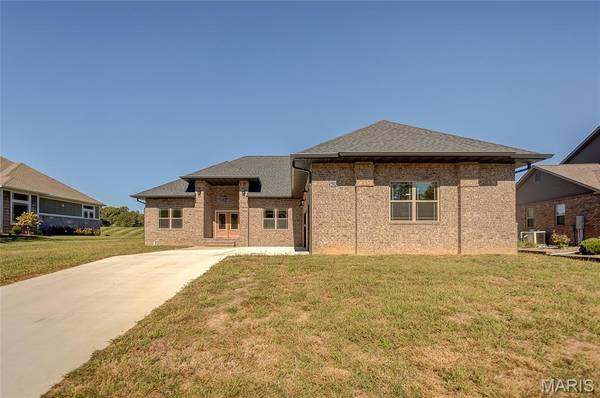 8629 Savoy LN, O'fallon, IL 62269
