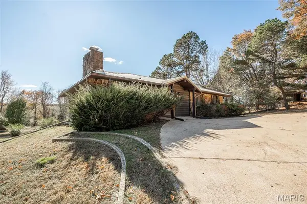 1008 Barton RD, Doniphan, MO 63935