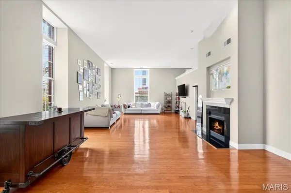 1515 Lafayette AVE #211, St Louis, MO 63104