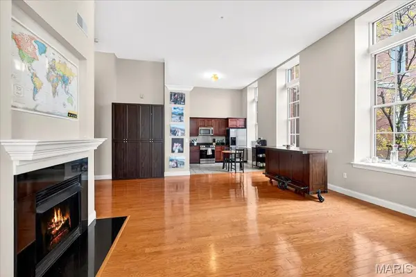 1515 Lafayette AVE #211, St Louis, MO 63104