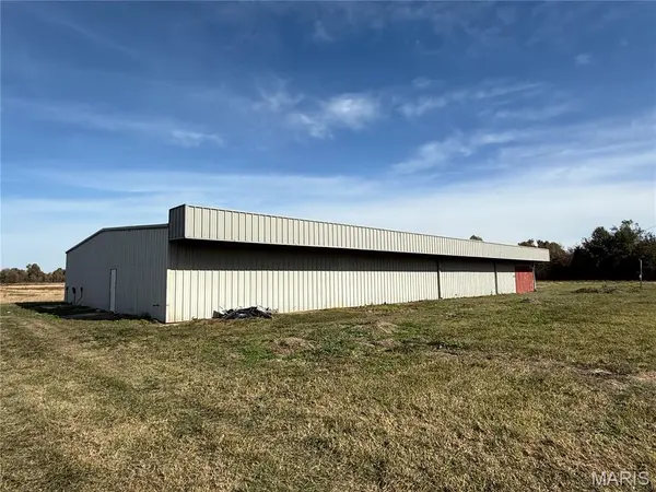 1602 W Washington ST, Hayti, MO 63851