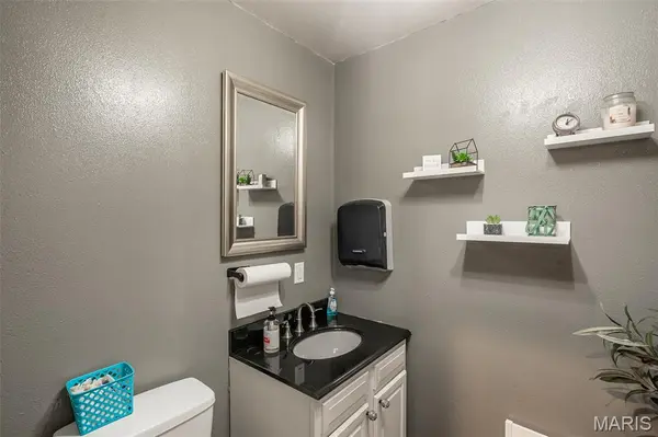 1600 W Maud, Poplar Bluff, MO 63901
