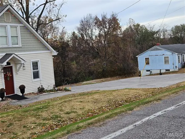 1853 Highway A, Washington, MO 63090