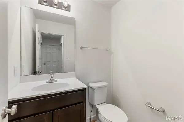 12240 Louiselle Park DR, Maryland Heights, MO 63146