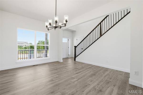 23 Bluestem CT, Lake St Louis, MO 63367