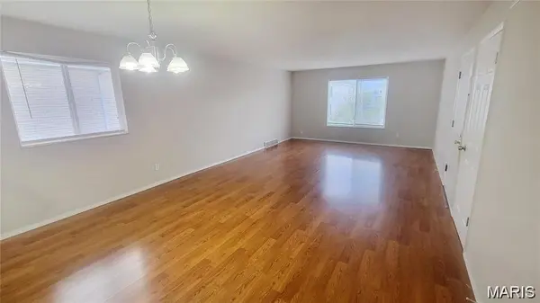 12586 CHARDIN PLACE #4, Unincorporated, MO 63128