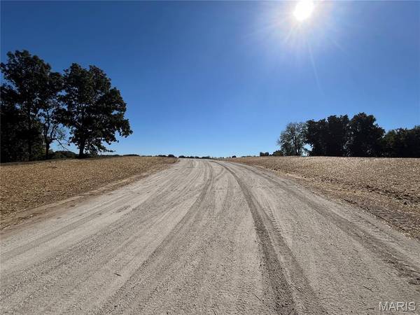 15 (Lot 1) Autumn Ridge DR, Elsberry, MO 63343