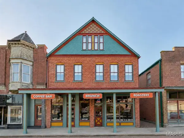 214 E 1st ST, Hermann, MO 65041