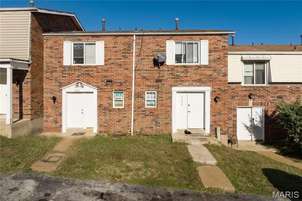 9192 Vanity Fair DR, Bel Ridge, MO 63136
