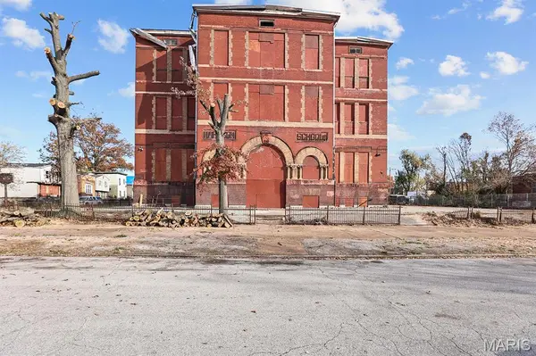 4224 Fair AVE, St Louis, MO 63115