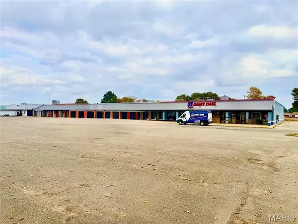 1100 N Douglass ST, Malden, MO 63863