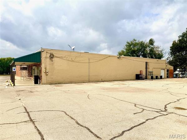 104 W State Highway 162, Clarkton, MO 63837